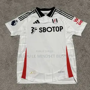 Maillots Fulham Disponible