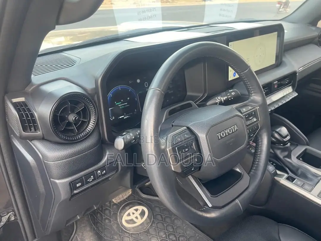 Toyota Land Cruiser Prado 2025 Noir