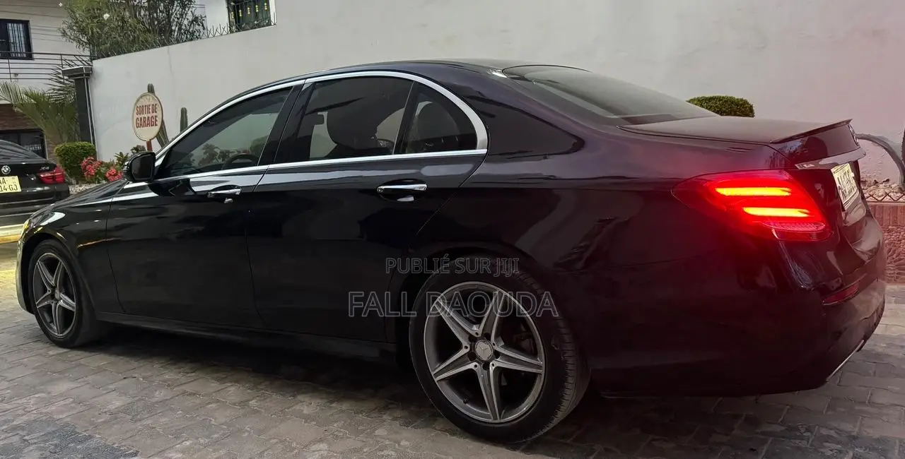 Mercedes-Benz E300 2020 Noir