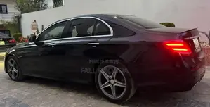Mercedes-Benz E300 2020 Noir