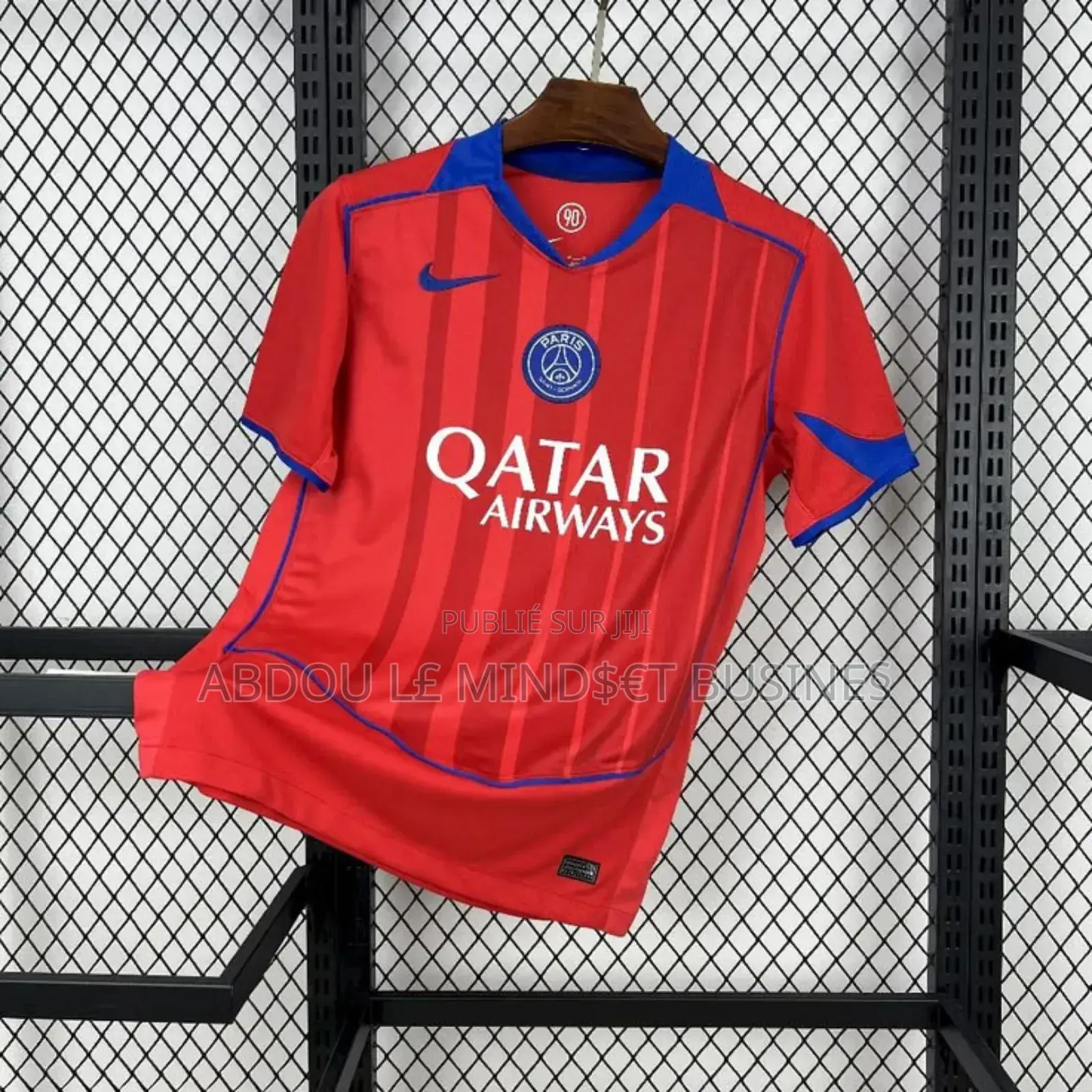 Maillots Paris Saint Germain Disponible