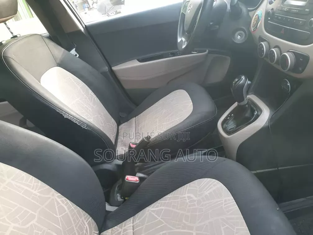 Hyundai I10 2018 Gris