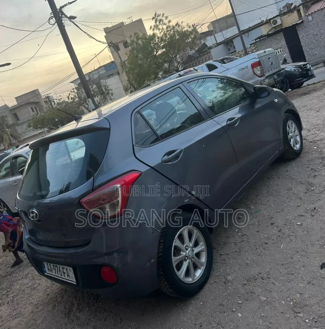 Hyundai I10 2018 Gris