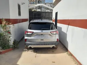 Ford Escape SE 2022 Gris