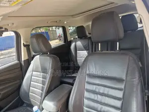 Ford Escape S 4dr SUV (2.5L 4cyl 6A) 2015 Blanc