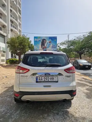 Ford Escape S 4dr SUV (2.5L 4cyl 6A) 2015 Blanc