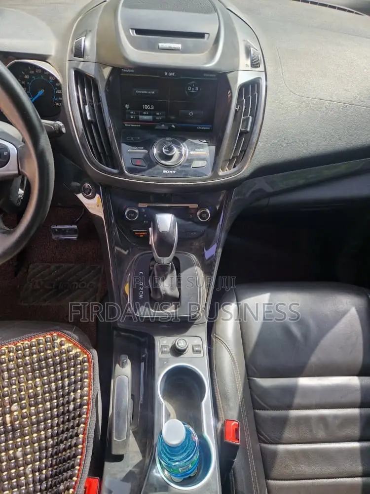 Ford Escape S 4dr SUV (2.5L 4cyl 6A) 2015 Blanc