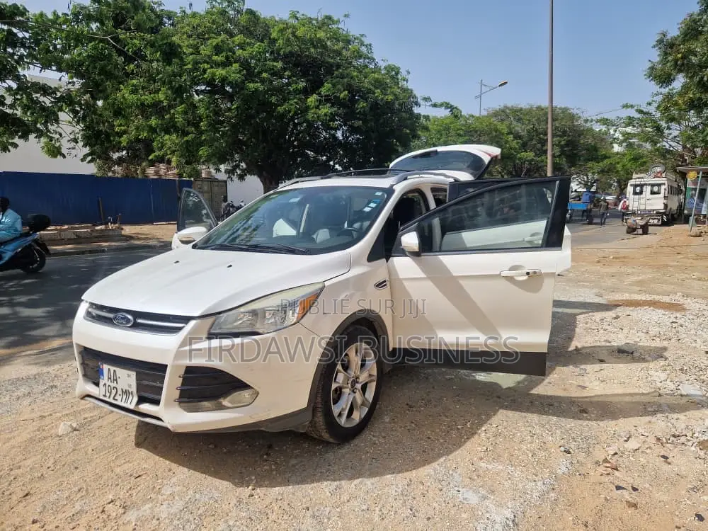 Ford Escape S 4dr SUV (2.5L 4cyl 6A) 2015 Blanc