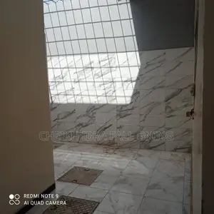 4chbre Maison dans Villa Terrasse, Sangalkam à Vendre