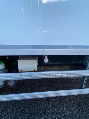 Camion Frigo Venant Très Bon État