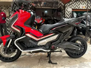 Nouveau Honda NC700X 2025 Rouge