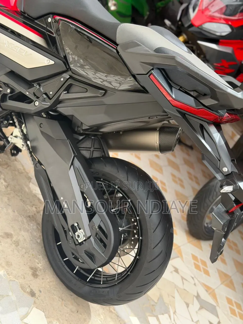 Nouveau Honda NC700X 2025 Rouge