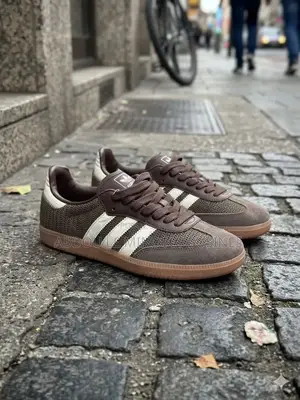 Adidas Spezial Beige-Blanc Disponible