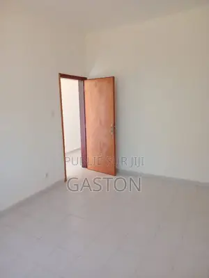2chbre Villa dans Katos Immo, Bambylor à Louer