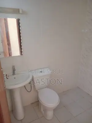 2chbre Villa dans Katos Immo, Bambylor à Louer
