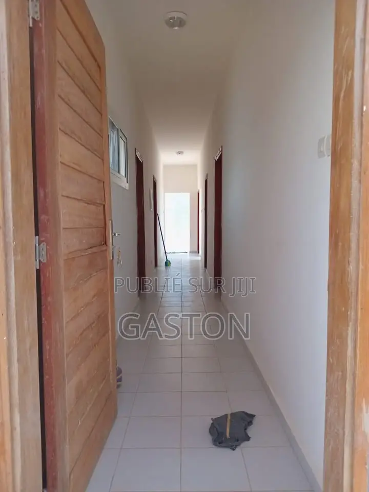 2chbre Villa dans Katos Immo, Bambylor à Louer