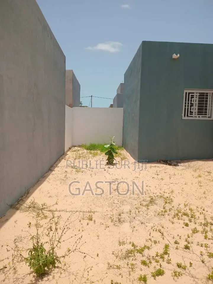 2chbre Villa dans Katos Immo, Bambylor à Louer