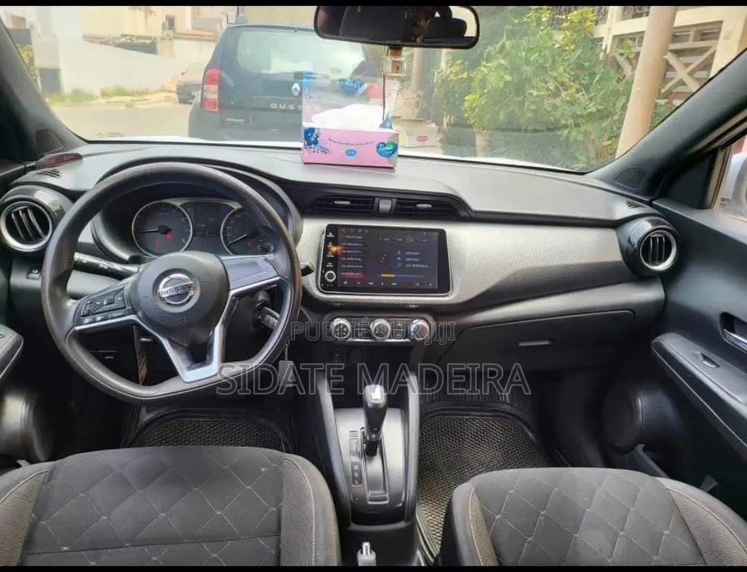 Nissan Kicks S 2019 Gris