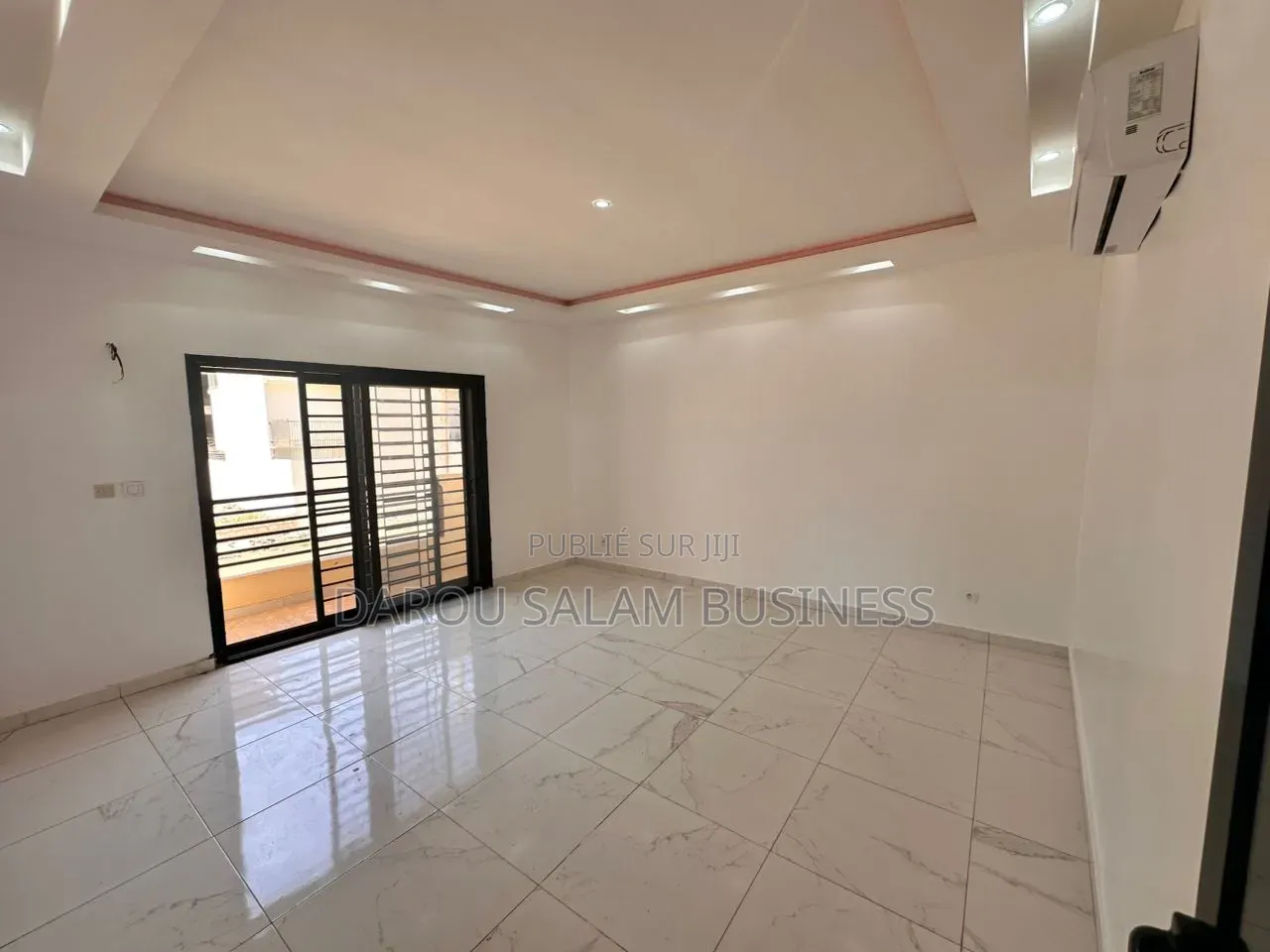 2chbre Appartement dans Almadies, Yoff à Louer