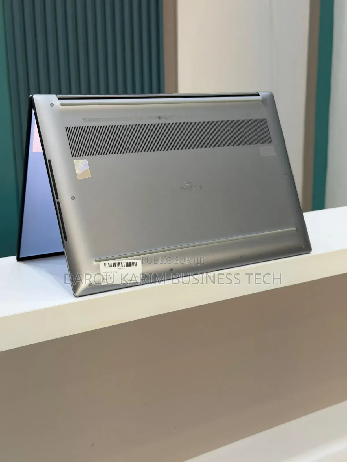 Nouveau Dell Precision 5560 32GB Intel Core i7 SSD 512GB