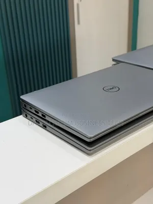 Nouveau Dell Latitude 7400 16GB Intel Core i7 SSD 512GB