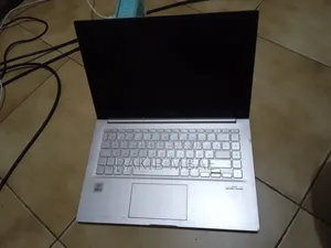 Ordinateur portable Asus VivoBook X540SA 16GB Intel Core i5 HDD 512GB