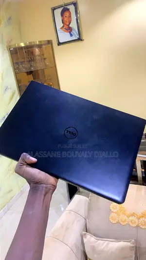 Ordinateur portable Dell Latitude 3560 4GB Intel Core i3 SSD 500GB