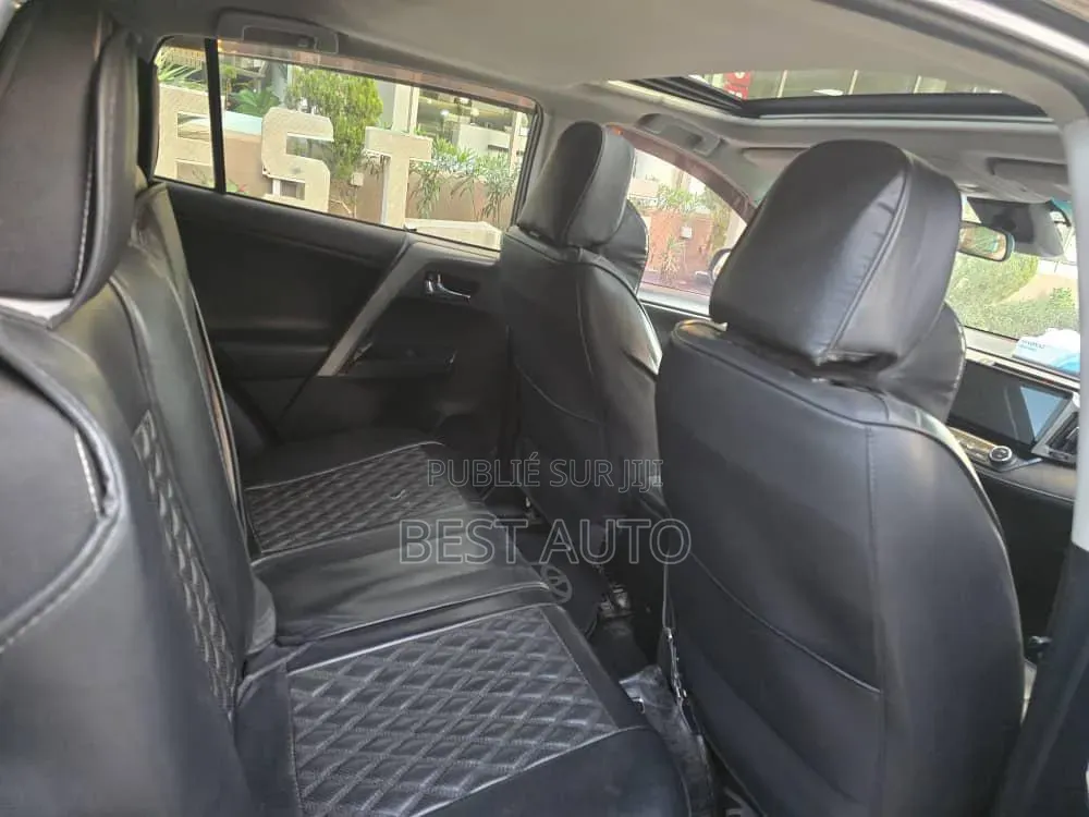 Toyota RAV4 2017 Noir