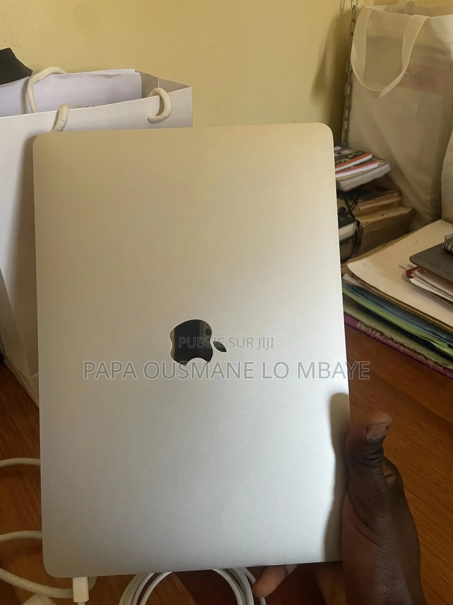 Ordinateur portable Apple MacBook Pro 2017 16GB Intel Core i7 SSD 256GB