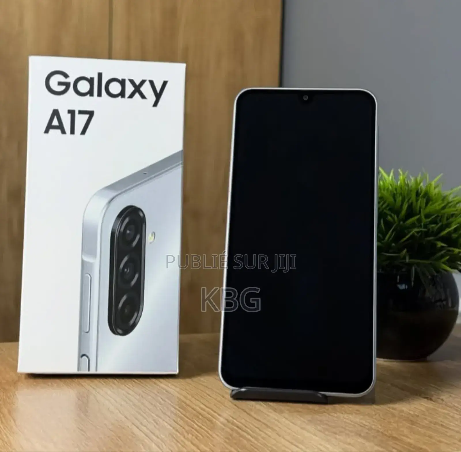 Nouveau Samsung Galaxy A17 128 GB Gris