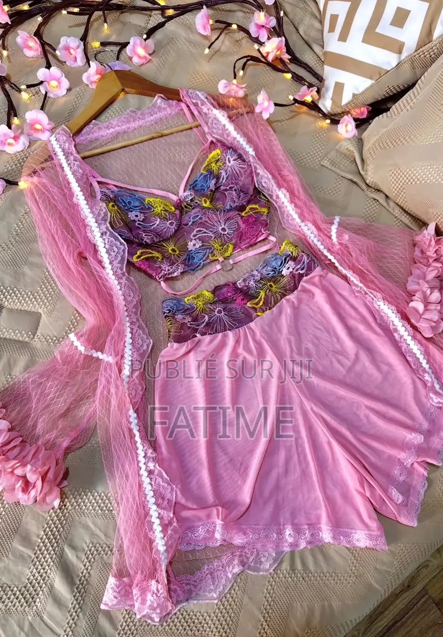 Lingerie De Femme