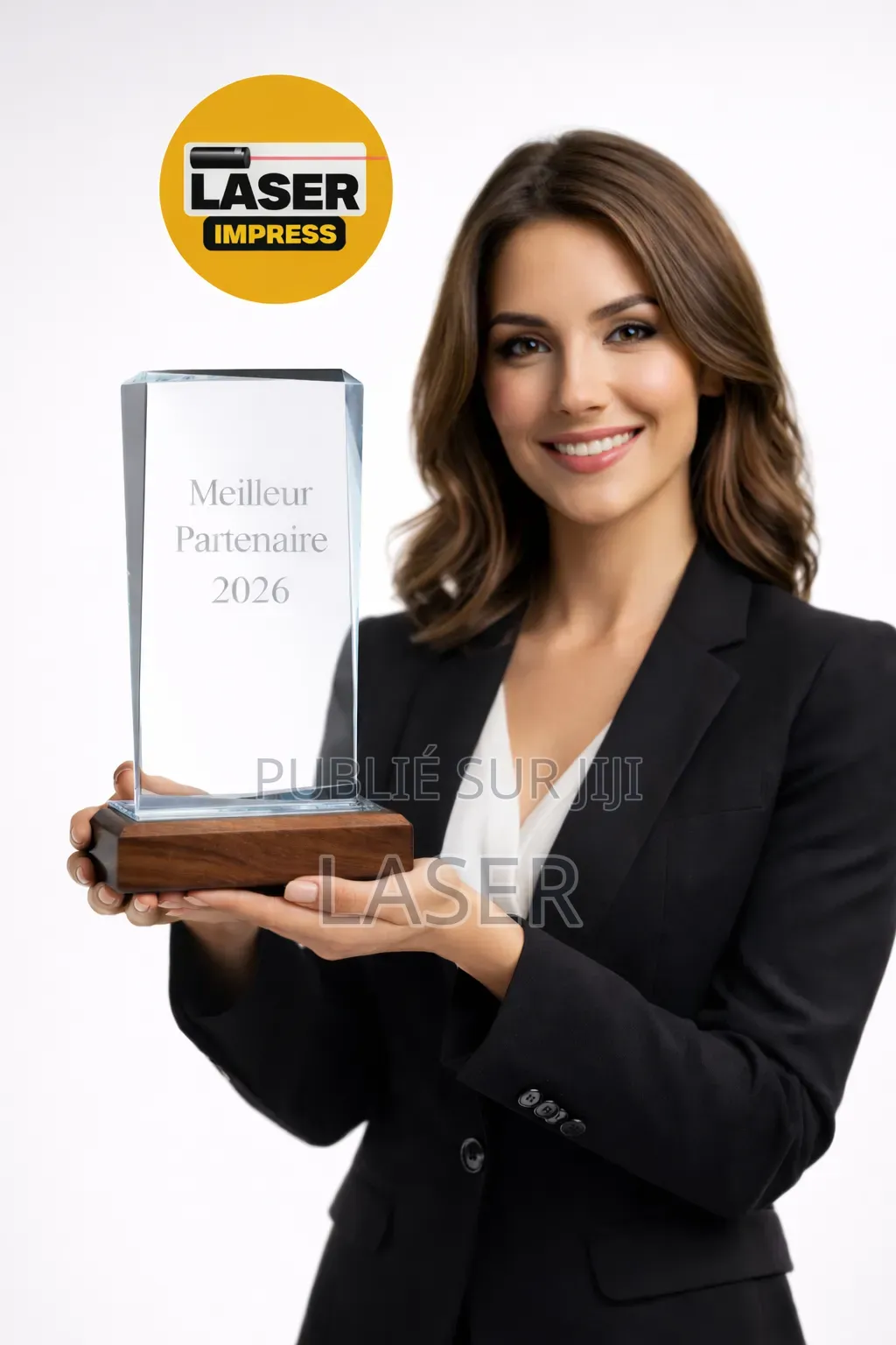 Trophées en Cristal Personnalisés