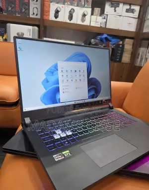 Nouveau Ordinateur portable MSI GF75 Thin 16GB AMD Ryzen 7 SSD 512GB