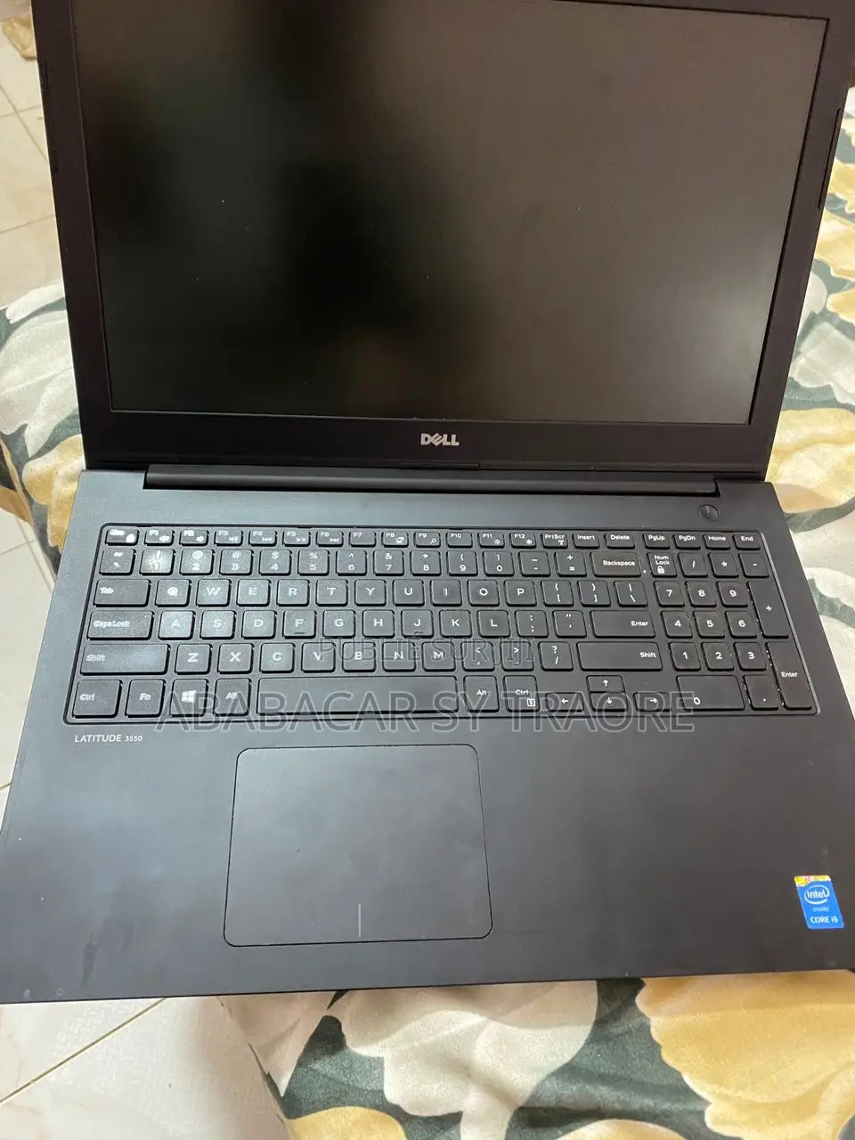 Ordinateur portable Dell Latitude 3550 8GB Intel Core i5 HDD 512GB