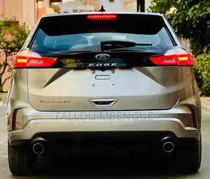 Ford Edge 2021 Gris
