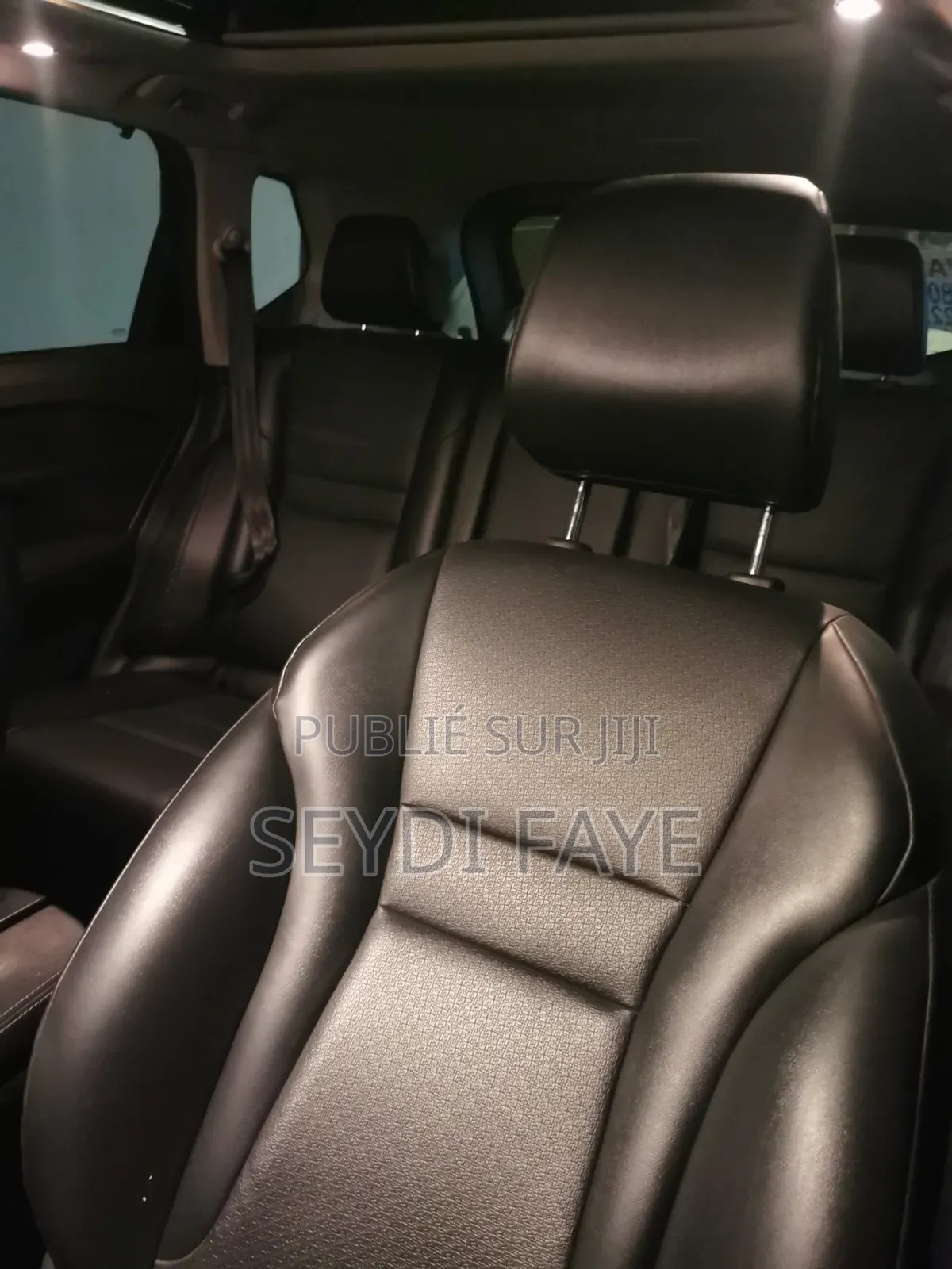 Nissan Rogue SV 2023 Noir