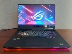 Nouveau Asus ROG Strix G731G 16GB AMD Ryzen 7 SSD 1T