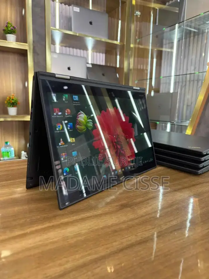Nouveau Lenovo Thinkpad X1 Yoga 8GB Intel Core i5 SSD 256GB