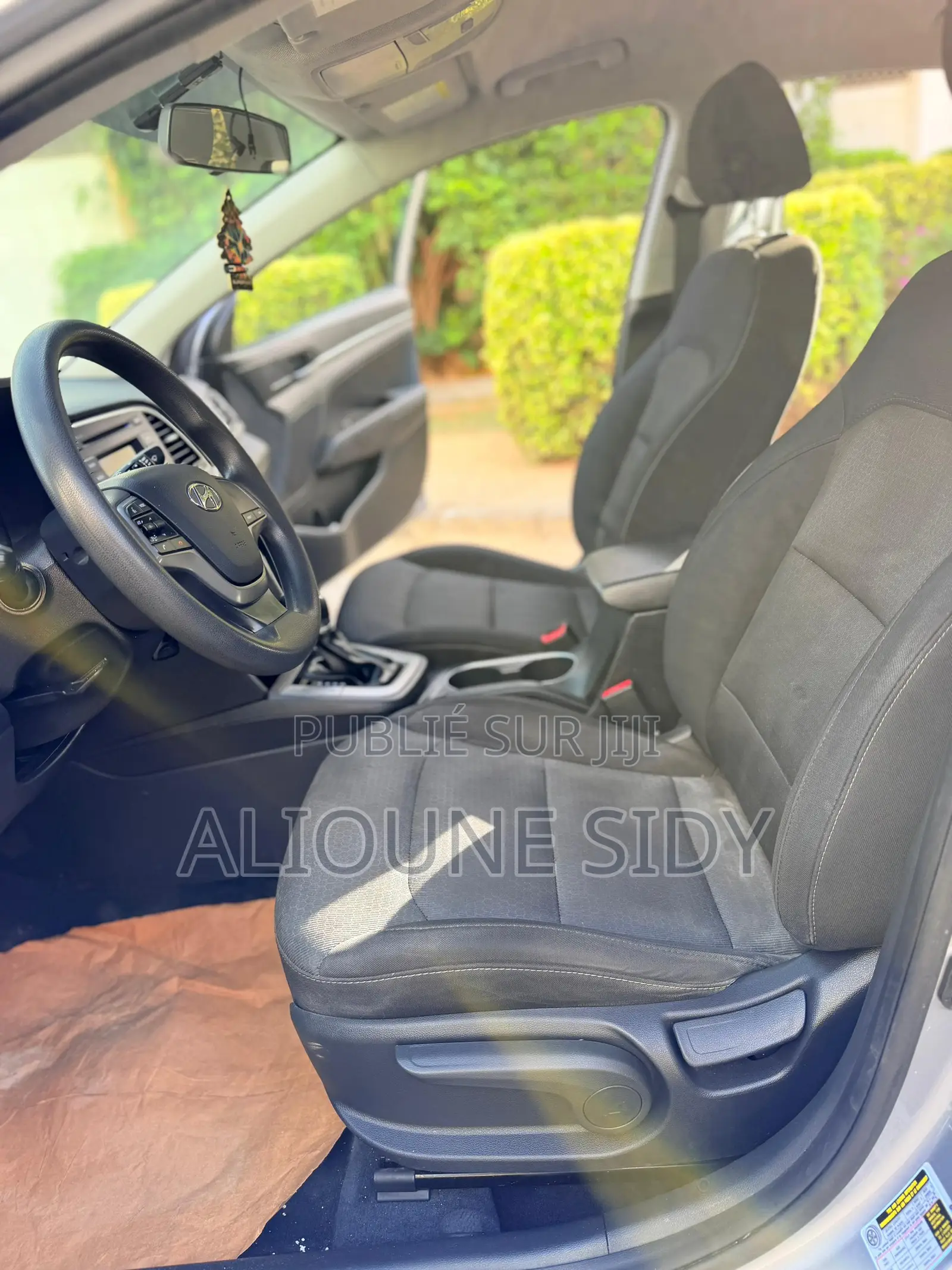 Hyundai Elantra 2017 Gris
