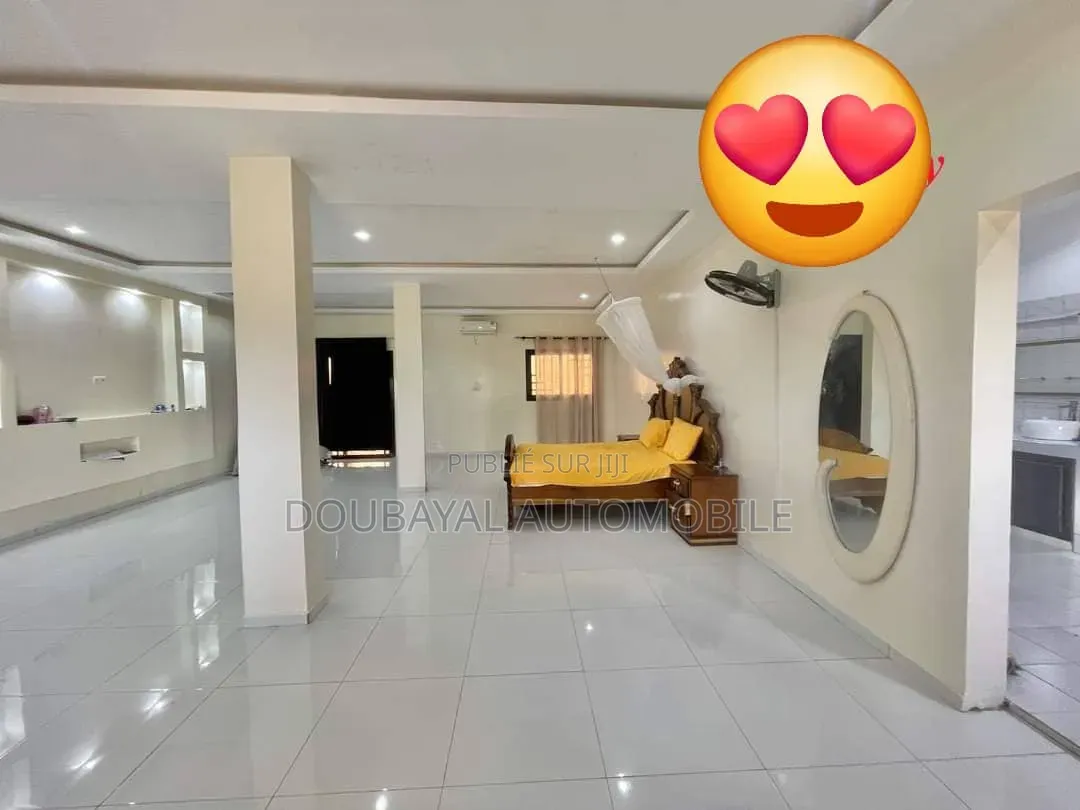 3chbre Villa dans Mbeur Saly, Thiès Sud à Vendre