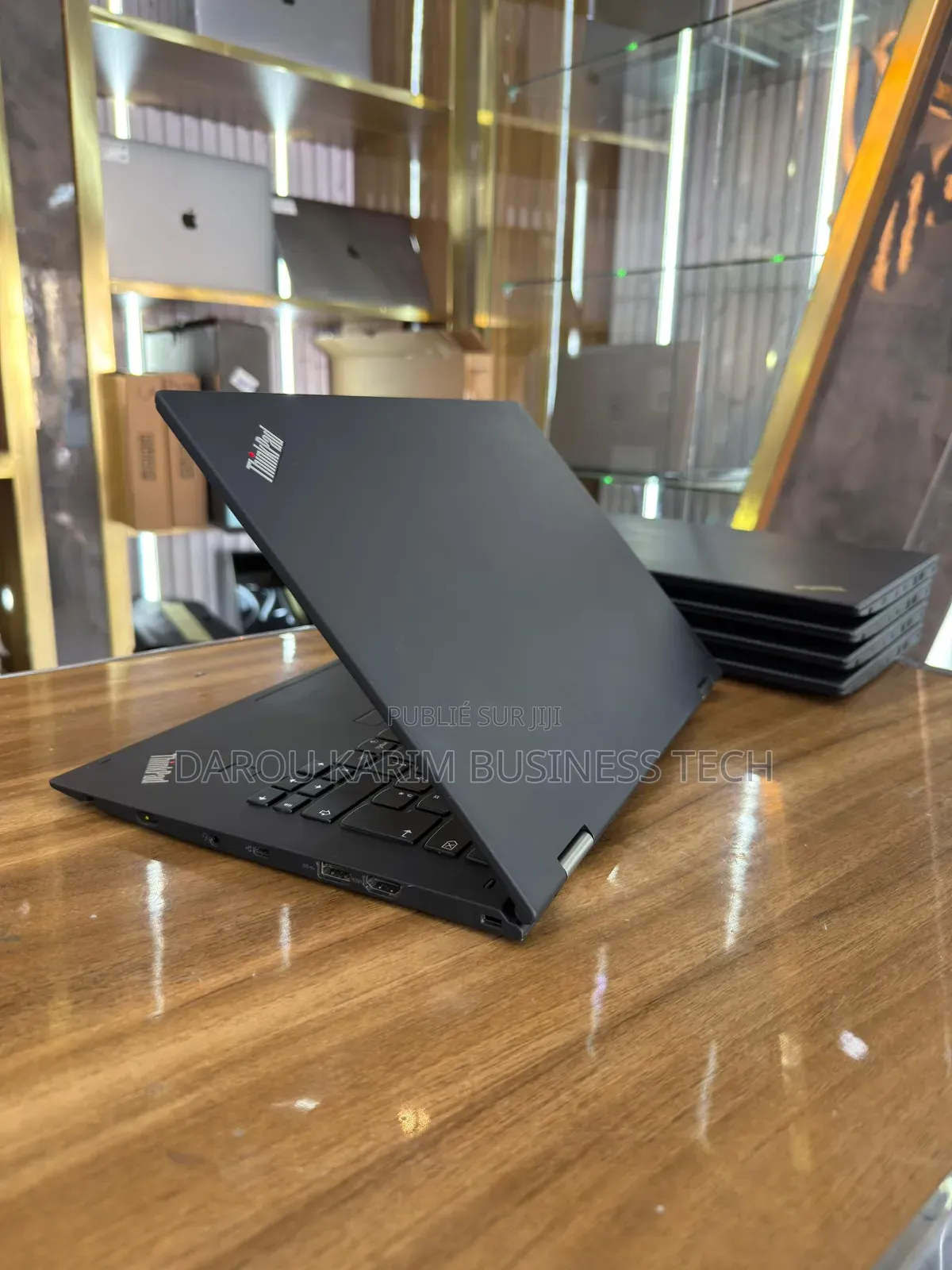Nouveau Lenovo Thinkpad X1 Yoga 8GB Intel Core i5 SSD 256GB