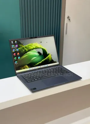 Nouveau Dell Latitude 7450 32GB Intel Core Ultra 7 SSD 512GB