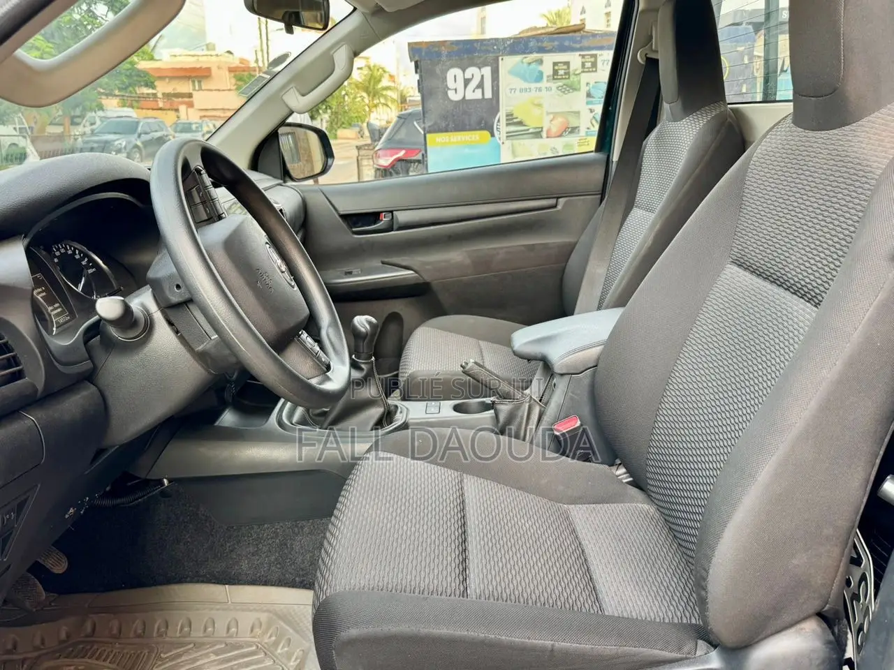 Toyota Hilux 2023 Noir