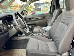 Toyota Hilux 2023 Noir