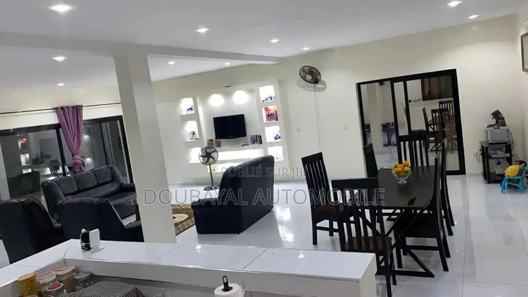 3chbre Villa dans Mbeur Saly, Thiès Sud à Vendre