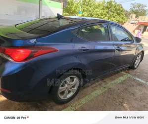 Hyundai Elantra 2015 Bleu