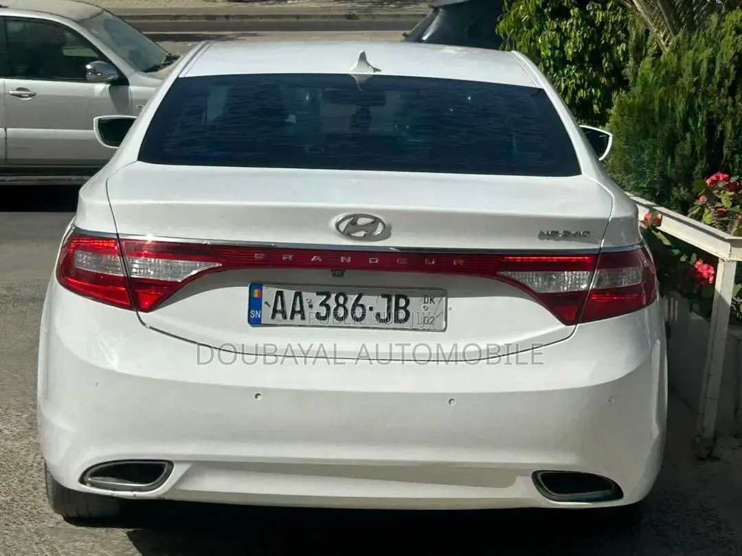 Hyundai Grandeur 2015 Blanc