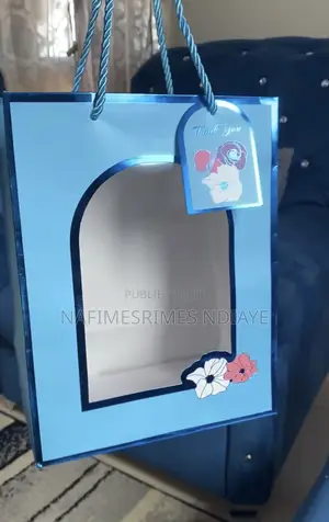 Sacs Cartonnés Et Sachets Beignets Pour Baptême