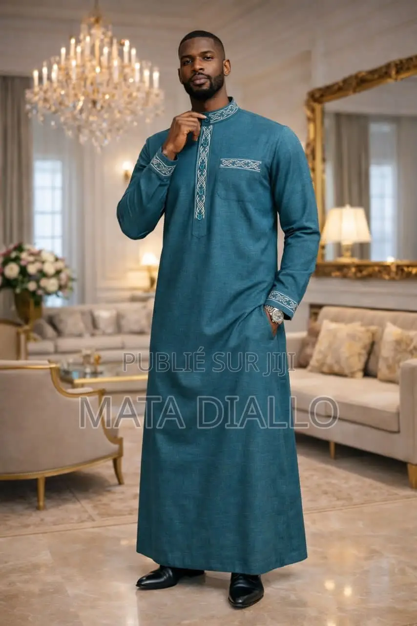 Dialabé Avec Pantalon