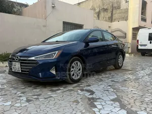 Hyundai Elantra 2019 Bleu
